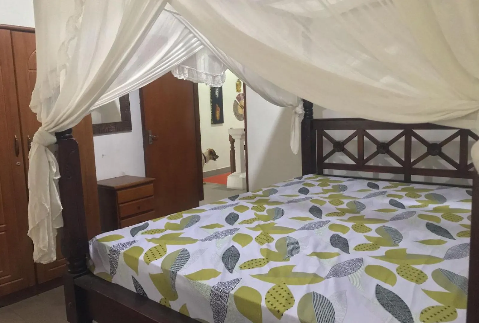 Nyoman Legian House Apartment